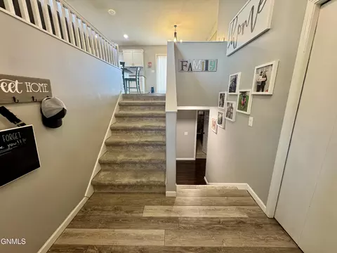 Entry Way - 1508 20th Ave W, Williston, ND 58801 photo 1 of 4