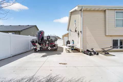 Other - 1508 20th Ave W, Williston, ND 58801 photo 3 of 11