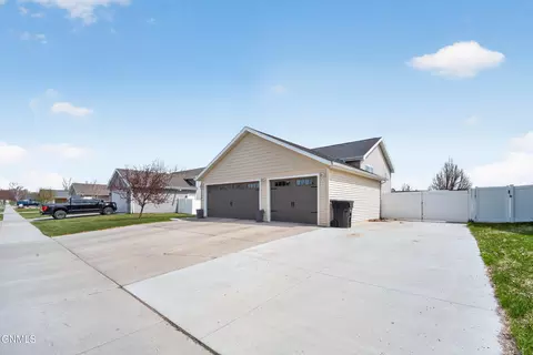 Other - 1508 20th Ave W, Williston, ND 58801 photo 2 of 11