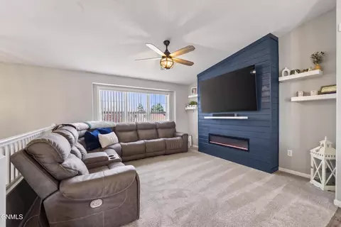 Living - 1508 20th Ave W, Williston, ND 58801 photo 1 of 2