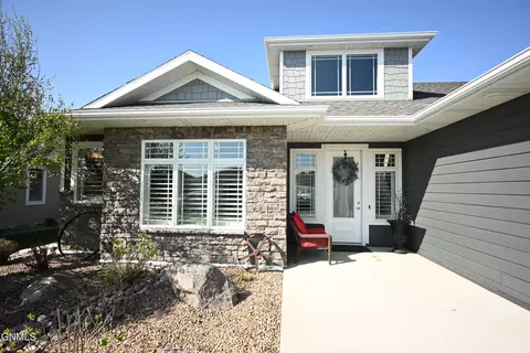 Exterior - 1113 Community Loop, Bismarck, ND 58503 photo 2 of 5
