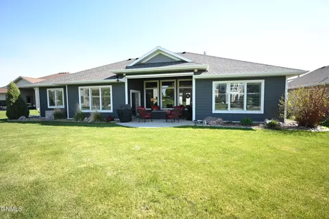 Exterior - 1113 Community Loop, Bismarck, ND 58503 photo 3 of 5
