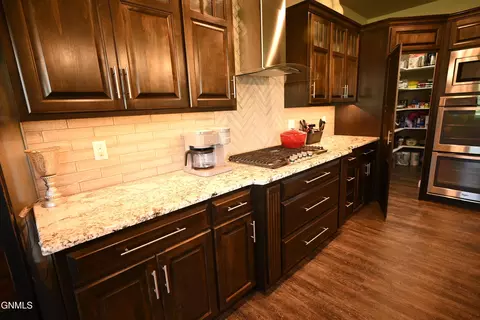 Kitchen - 1113 Community Loop, Bismarck, ND 58503 photo 2 of 2