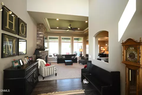 Entry Way - 1113 Community Loop, Bismarck, ND 58503 photo 1 of 2