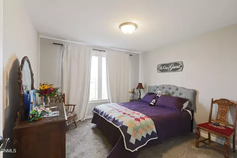 Bedroom - 13665 Cherry St NW, Williston, ND 58801 photo 3 of 4