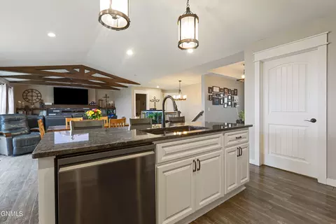 Kitchen - 13665 Cherry St NW, Williston, ND 58801 photo 5 of 6