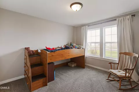 Bedroom - 13665 Cherry St NW, Williston, ND 58801 photo 4 of 4