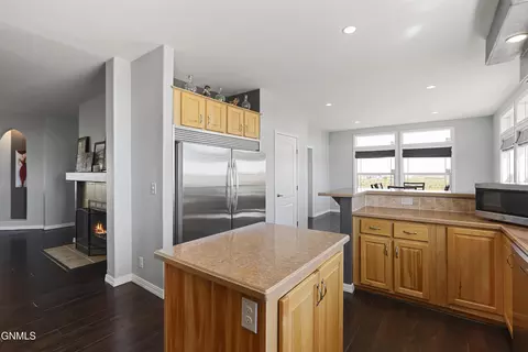 Kitchen - 6255 123rd Ave NW, Epping, ND 58843 photo 5 of 6