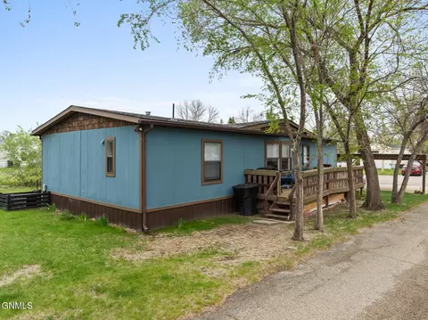 2003 6th Ave NW, Williston, ND 58801 photo 30