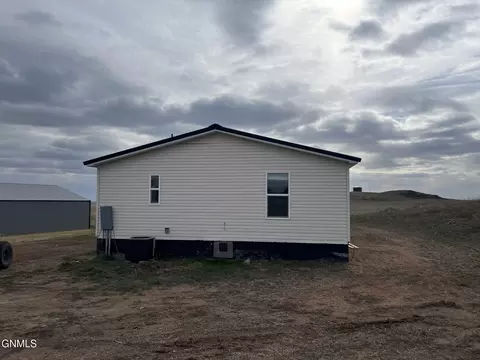 3579 107th Ave NW, Keene, ND 58847 photo 6
