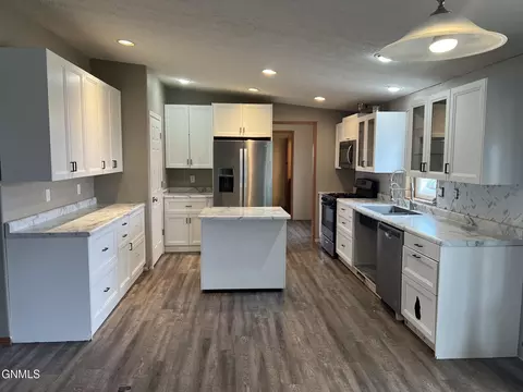 3579 107th Ave NW, Keene, ND 58847 photo 22