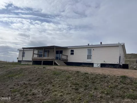 3579 107th Ave NW, Keene, ND 58847 photo 2