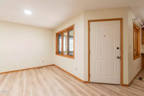 Entry Way - 2010 E Capitol Ave, Bismarck, ND 58501 photo 1 of 2