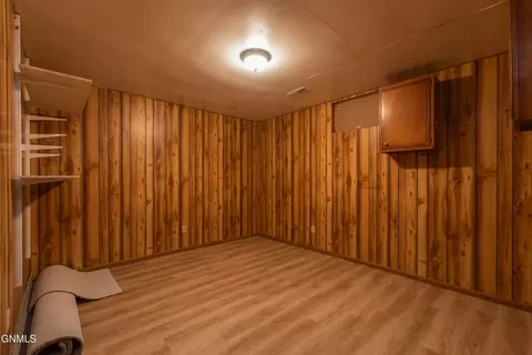 Bedroom - 2010 E Capitol Ave, Bismarck, ND 58501 photo 4 of 4