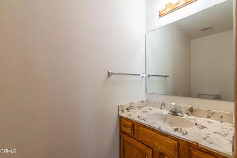 Bath - 2010 E Capitol Ave, Bismarck, ND 58501 photo 1 of 3