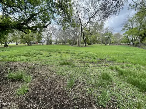 00 Block 4 Original, Linton, ND 58552