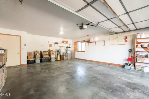 2636 Gateway Ave, Bismarck, ND 58503 photo 24