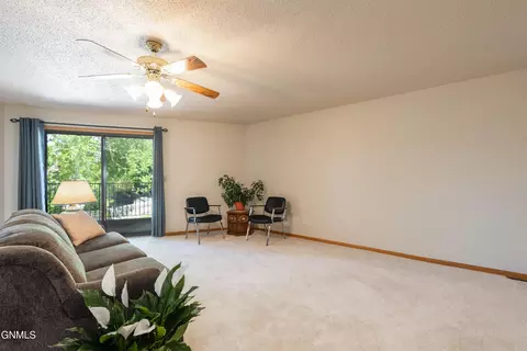 2636 Gateway Ave, Bismarck, ND 58503 photo 7