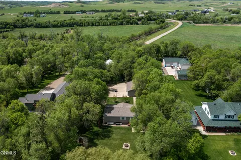 View/Area - 8550 Willow Rd N, Mandan, ND 58554 photo 1 of 5