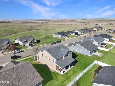 View/Area - 608 70th St E, Williston, ND 58801 photo 3 of 3