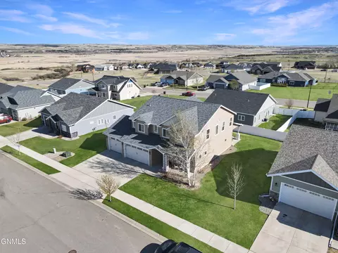 View/Area - 608 70th St E, Williston, ND 58801 photo 2 of 3