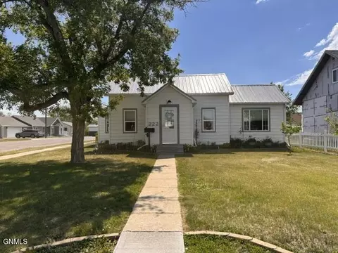 222 Jackson St, Plentywood, MT 59254