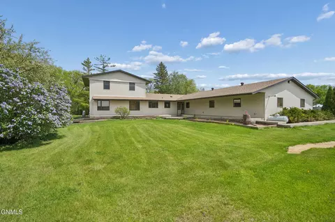 5641 170 Ave N, Moorhead, MN 56560