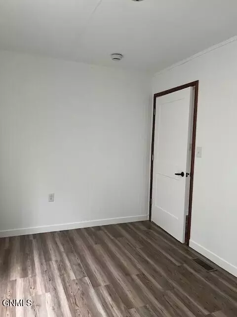 402 E Street St N, Hebron, ND 58638 photo 9