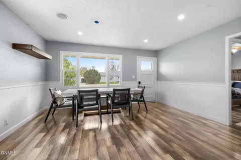Dining - 708 18th St W, Williston, ND 58801 photo 1 of 3