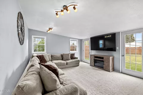 Living - 708 18th St W, Williston, ND 58801 photo 1 of 2