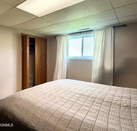 Bedroom - 901 4th Ave W, Williston, ND 58801 photo 5 of 5