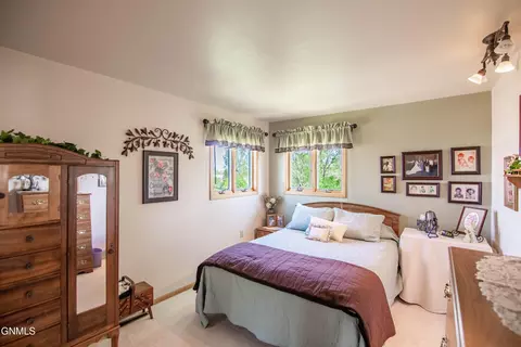 Bedroom - 138 1st Ave NW, Killdeer, ND 58640 photo 3 of 5