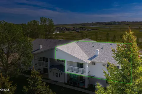 View/Area - 2108 E Dakota Pkwy, Williston, ND 58801 photo 2 of 5