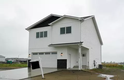 5835 28th Ave SE, Lincoln, ND 58504