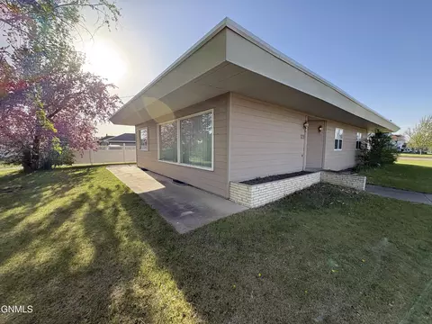 Other - 121 4th St, Edgeley, ND 58433 photo 1 of 28