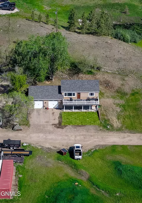Other - 206 32nd Ave W, Williston, ND 58801 photo 2 of 10
