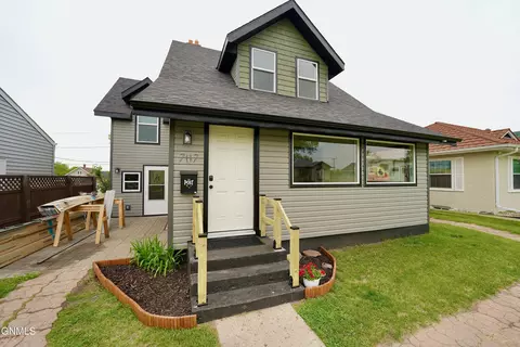 707 5th Ave SE, Jamestown, ND 58401