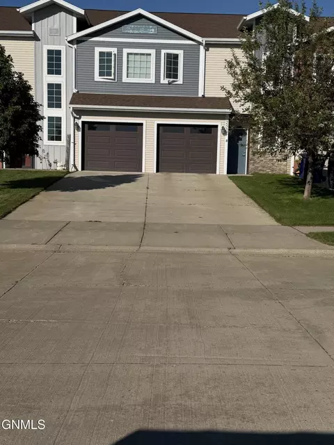 2556 Dakota Blvd, Dickinson, ND 58601