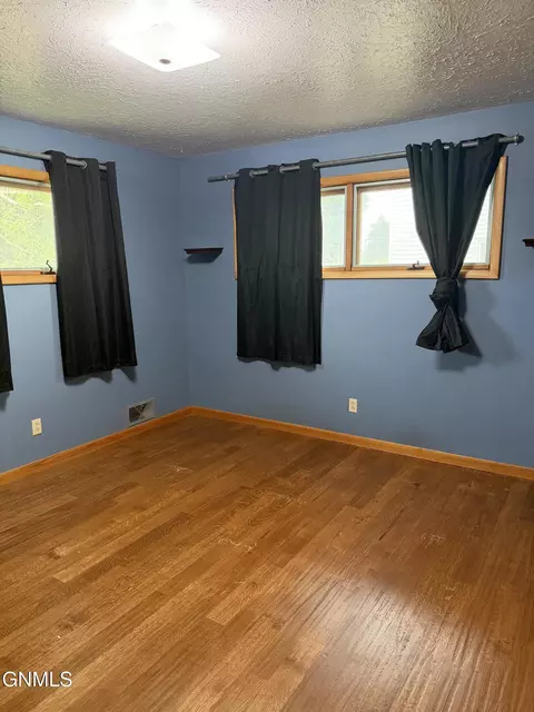 1134 Summit Blvd, Bismarck, ND 58504 photo 5