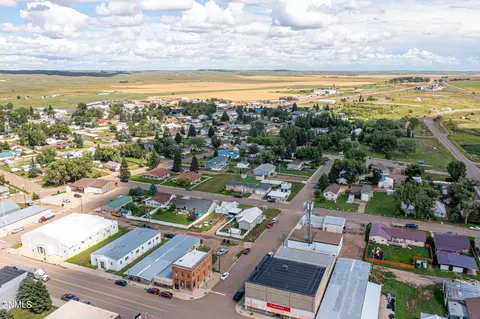 View/Area - 19 2nd St E, Culbertson, MT 59218 photo 6 of 9