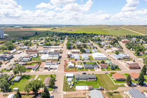 View/Area - 19 2nd St E, Culbertson, MT 59218 photo 4 of 9