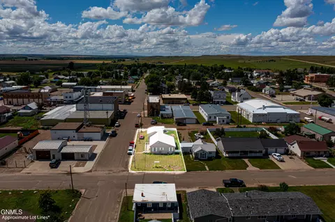 View/Area - 19 2nd St E, Culbertson, MT 59218 photo 3 of 9