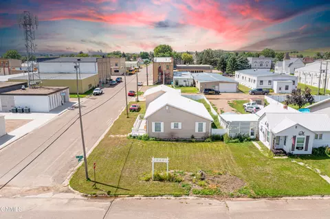 View/Area - 19 2nd St E, Culbertson, MT 59218 photo 8 of 9