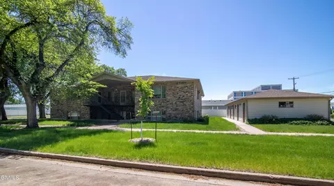1321 Thayer Ave, Bismarck, ND 58501