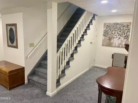 Entry Way - 1101 University Ave, Williston, ND 58801 photo 2 of 2