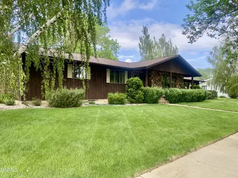 Other - 1101 University Ave, Williston, ND 58801 photo 2 of 16