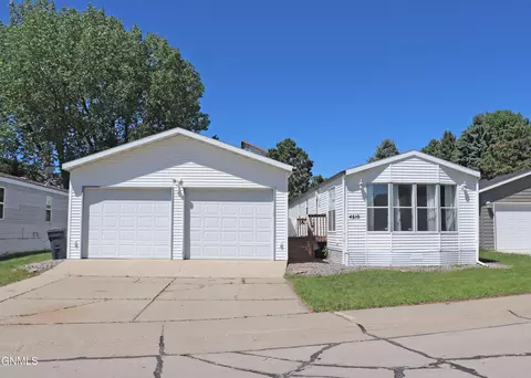 4510 Lafayette Dr, Bismarck, ND 58503