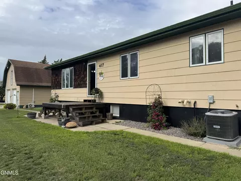 417 4th Ave SW, Beulah, ND 58523