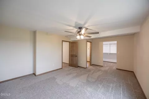 Bedroom - 1804 14th Ave E, Williston, ND 58801 photo 3 of 7
