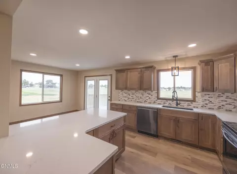 Kitchen - 1804 14th Ave E, Williston, ND 58801 photo 6 of 6